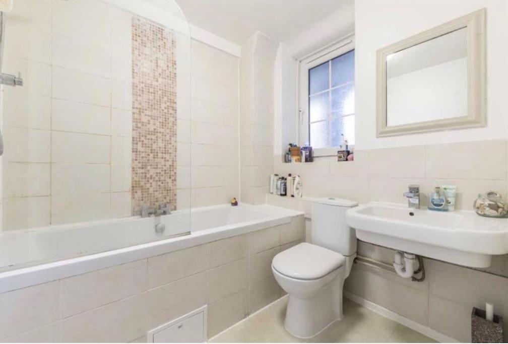 Spacious 2 Bedroom Flat In Central 伦敦 外观 照片
